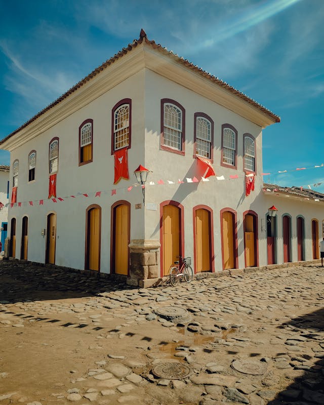 pousadas baratas em paraty